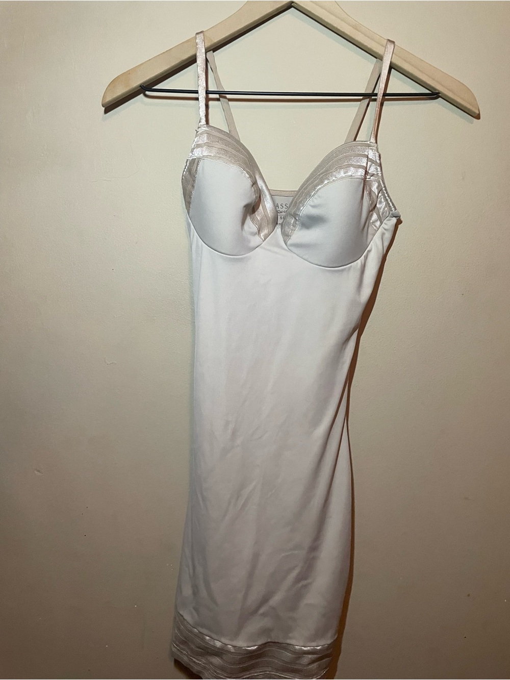 ASSETS by SPANX Red Hot Label White Shaping Slip Dress M with Lace-Trim